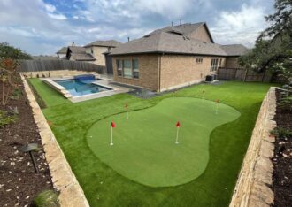 Custom Backyard Putting Greens