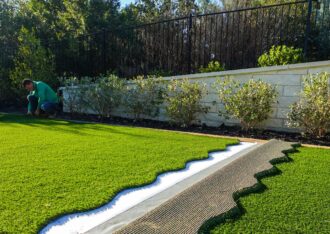 Straight Seams vs S Seams In Artificial Turf: Why Seam Technique Matters For Homeowners In College Station - Waterloo Turf College Station