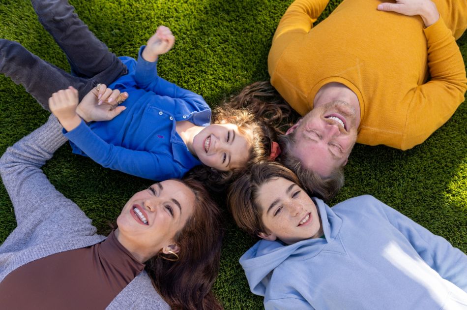 Family-Friendly Turf: Why Dallas Parents Love Artificial Grass In The Summer