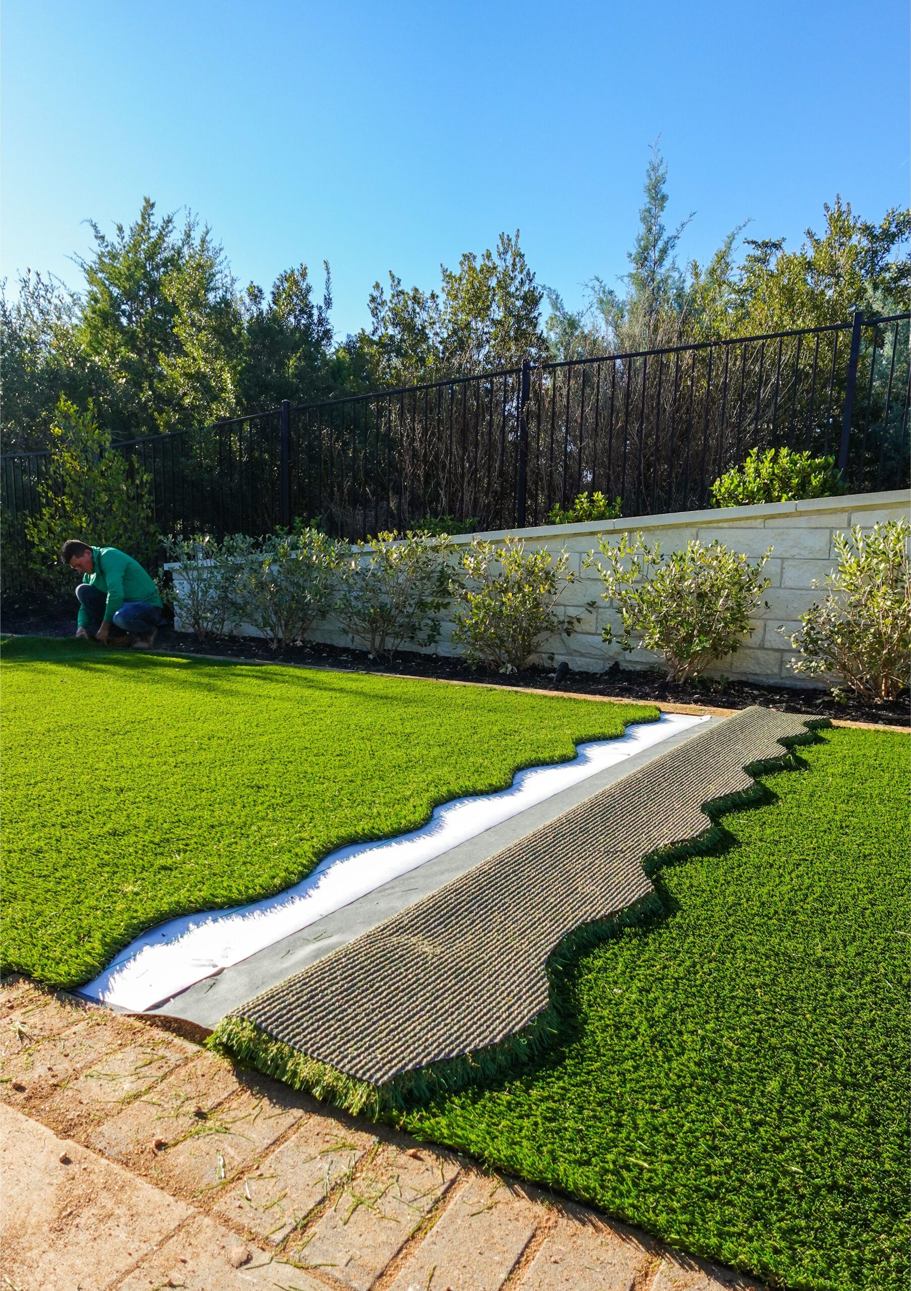 Straight Seams vs S Seams In Artificial Turf: Why Seam Technique Matters For Homeowners In College Station - Waterloo Turf College Station